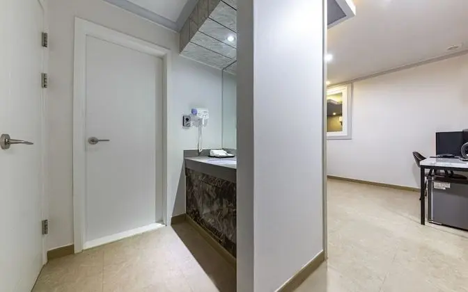 Oda (Style Room (Styler-Samsung DF60R8300D)
