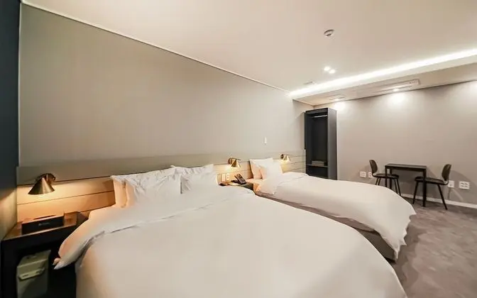 Oda (Business twin bed (large king double )