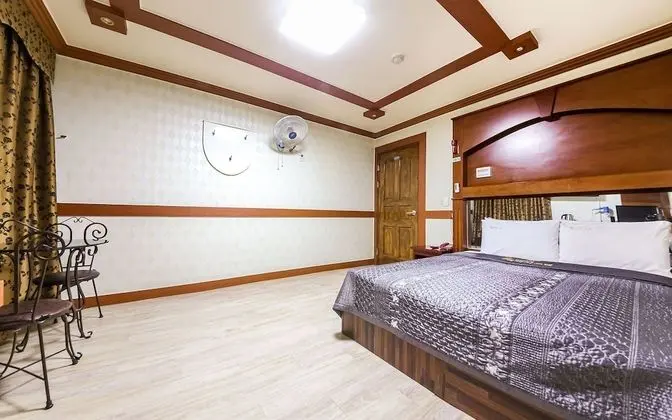 Oda (Standard Room)