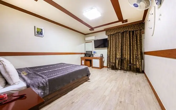 Oda (Standard Room)
