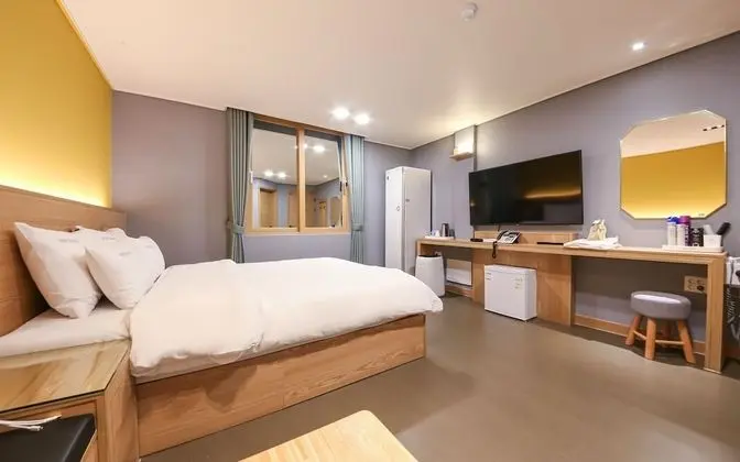Oda (Deluxe King (Ace Bed-Highest-end hybr)