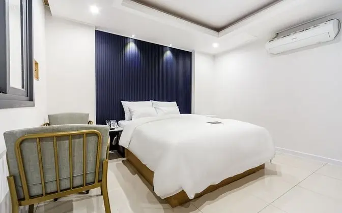 Oda (Standard (with Ace bed) (with Samsung)