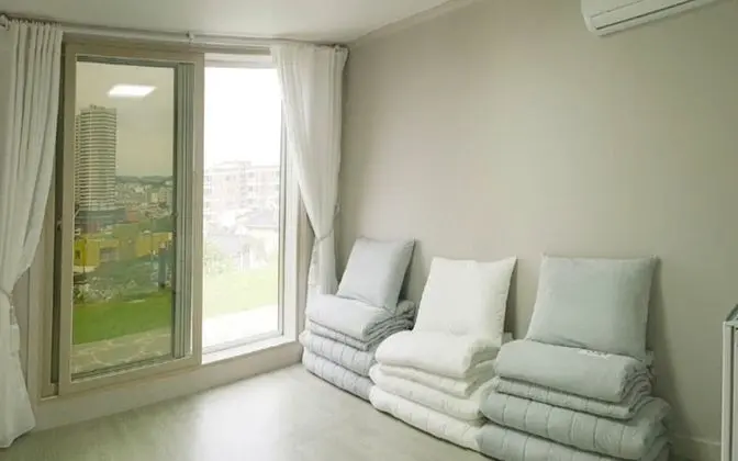 Oda (Full of Sunshine Room)