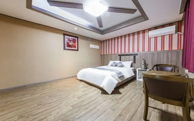 Oda (Special Room B)