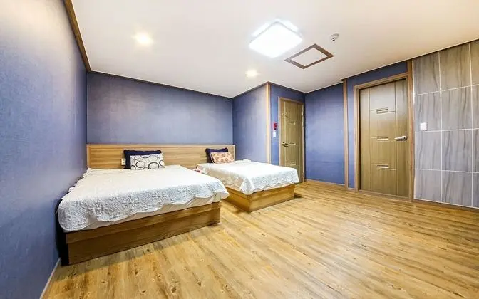 Oda (Twin (Spacious room))