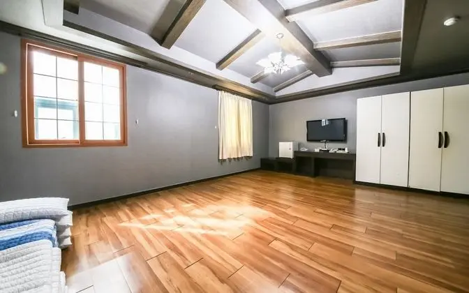 Oda (Ondol (Deluxe))