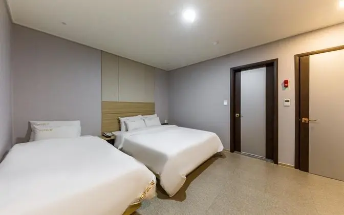 Oda (Deluxe A (Twin Bathtub PC))