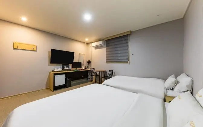 Oda (Deluxe A (Twin Bathtub PC))