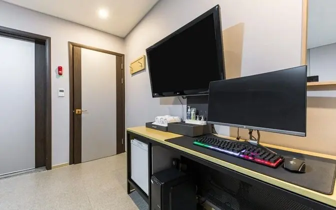 Oda (Deluxe A (Twin Bathtub PC))