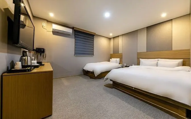 Oda (Deluxe A (Twin Bathtub PC))