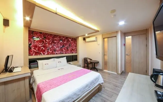 Oda (Standard(Netflix Available Snack Bar))