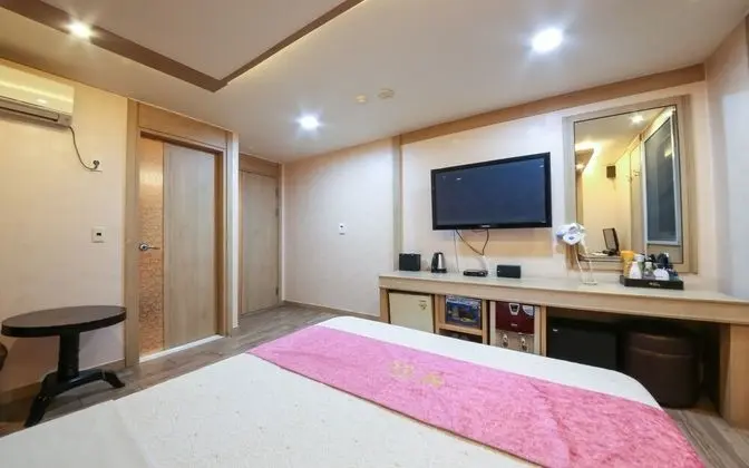 Oda (Standard(Netflix Available Snack Bar))