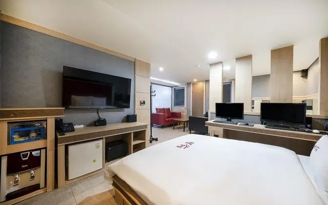 Oda (Superior Twin (Netflix viewing 2 PCs )