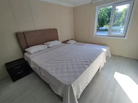Apart 1+1 Oda, Deniz Manzaralı, Balkonlu