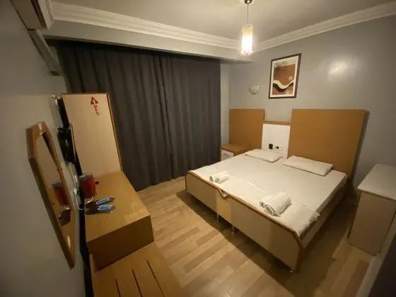 Tek Kişilik, Şehir Manzaralı