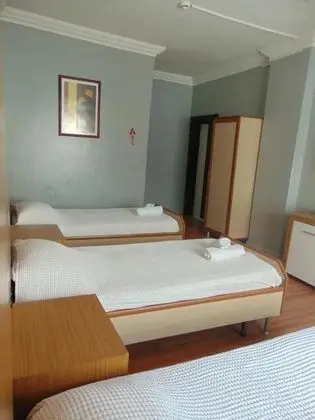 Triple, Şehir Manzaralı