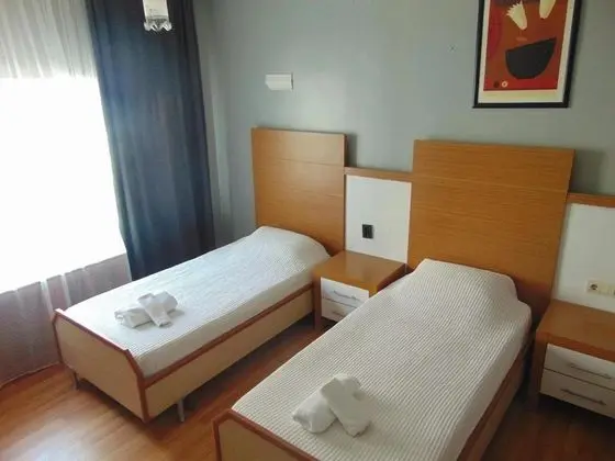 Triple, Şehir Manzaralı