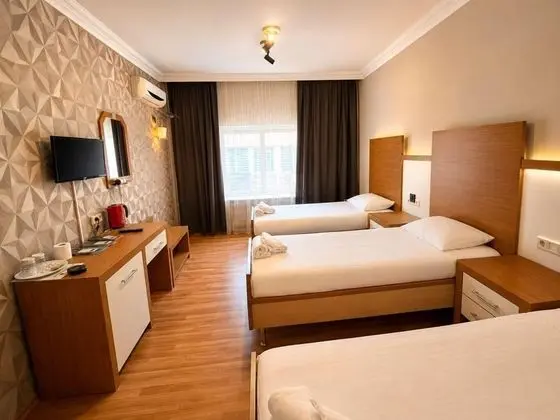 Triple, Şehir Manzaralı