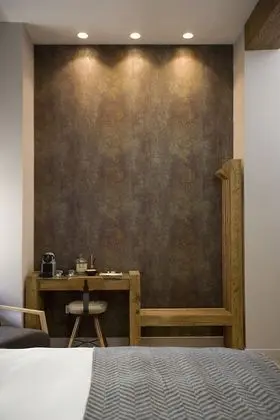 Premium Tek Büyük Yataklı Oda