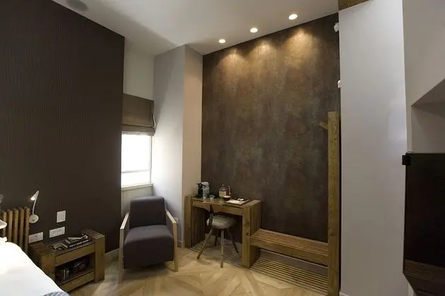 Premium Tek Büyük Yataklı Oda