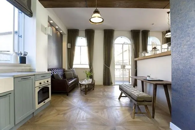 Stüdyo, 1 En Büyük (King) Boy Yatak ve Çekyat