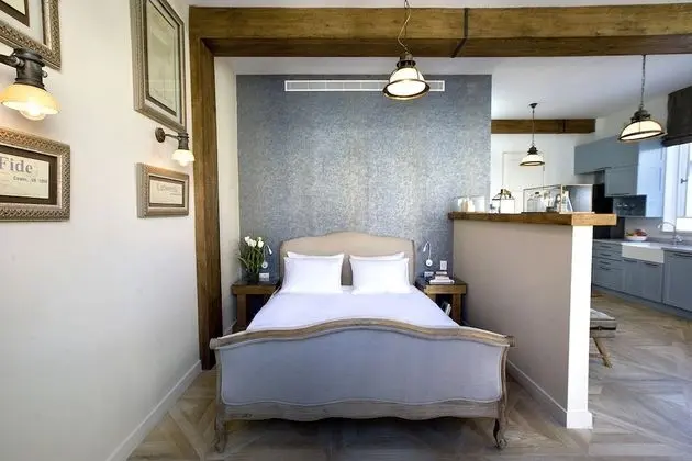 Stüdyo, 1 En Büyük (King) Boy Yatak ve Çekyat