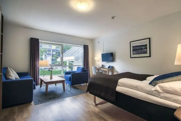 Business Tek Büyük Yataklı Oda