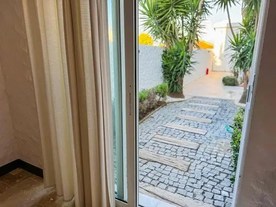 Standart Oda, Bahçe Manzaralı, 1. Kat