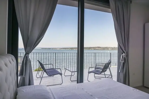 Panoramic Apart Daire, Deniz Manzaralı