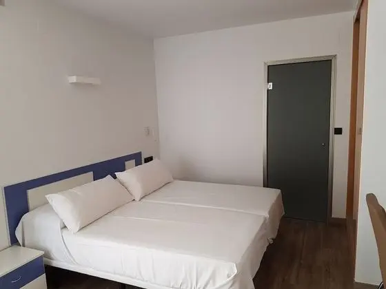 Tek Büyük veya İki Ayrı Yataklı Oda