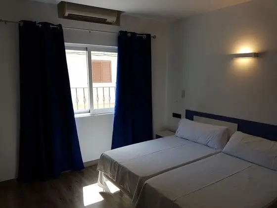 Tek Büyük veya İki Ayrı Yataklı Oda