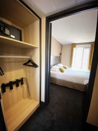 Classic Tek Büyük veya İki Ayrı Yataklı Oda, Balkon