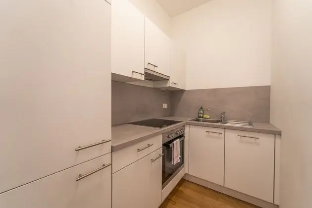 CALM Apartment near Centre