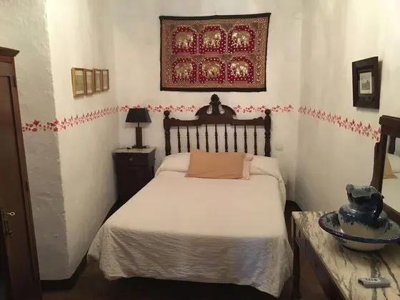 Tek Büyük Yataklı Oda (Álvaro)