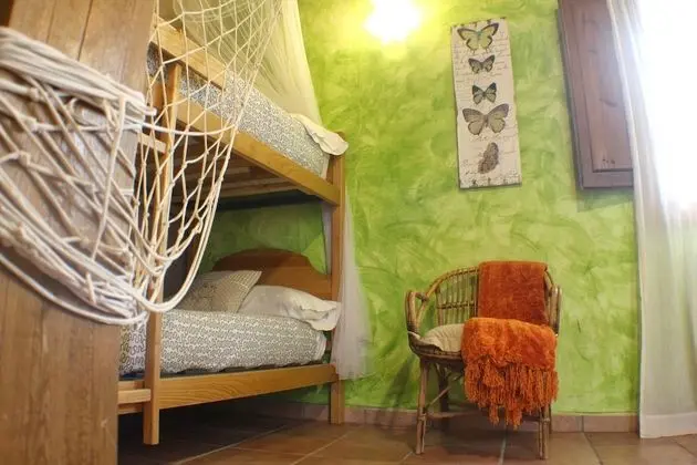 Family Oda, Bahçeli