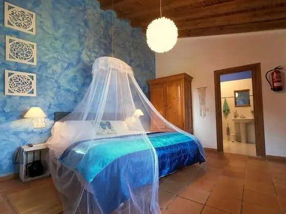 Standard Tek Büyük veya İki Ayrı Yataklı Oda, Bahçeli