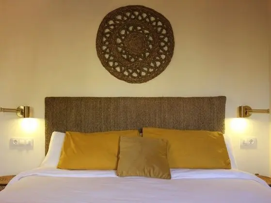 Tek Büyük veya İki Ayrı Yataklı Oda, Bahçe Manzaralı