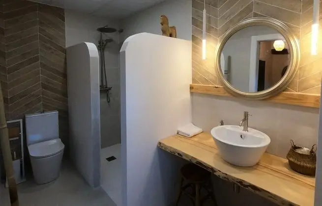 Tek Büyük veya İki Ayrı Yataklı Oda, Bahçe Manzaralı