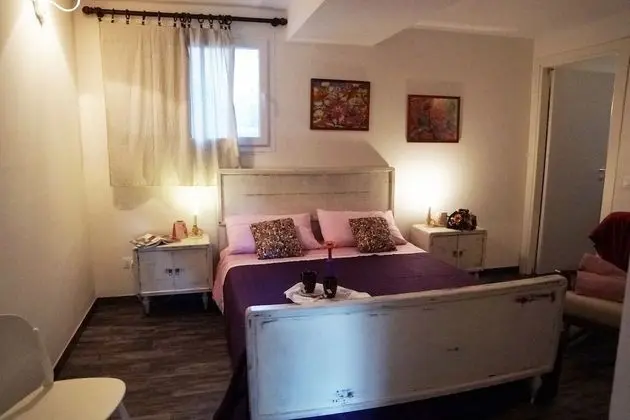 Tek Büyük Yataklı Oda