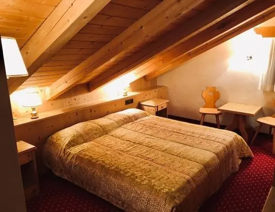 Classic Üç Kişilik Oda, Balkon, Dağ Manzaralı