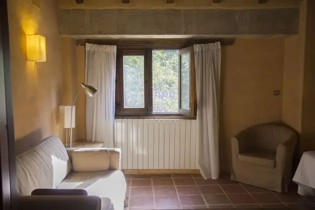 Superior Tek Büyük veya İki Ayrı Yataklı Oda