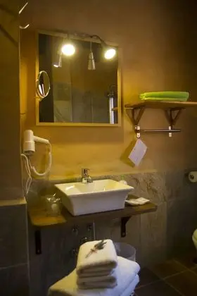 Superior Tek Büyük veya İki Ayrı Yataklı Oda