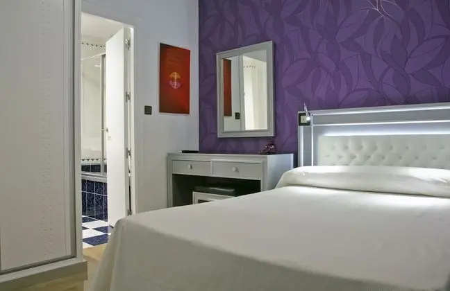 Traditional İki Ayrı Yataklı Oda