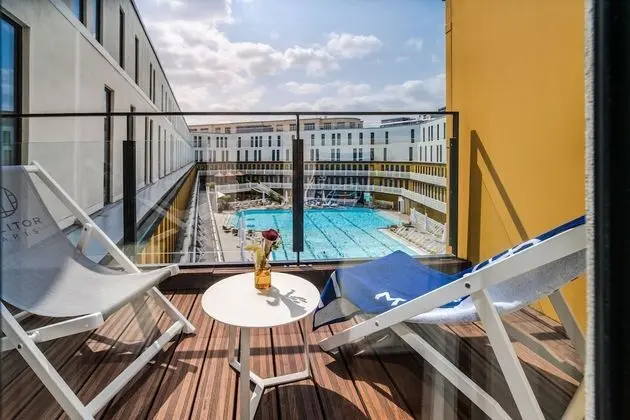 Süit, 1 En Büyük (King) Boy Yatak, Balkon, Havuz Manzaralı