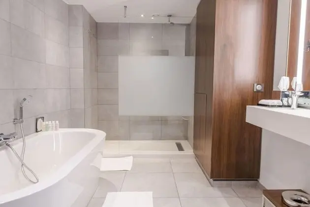 Süit, 1 En Büyük (King) Boy Yatak, Balkon, Havuz Manzaralı