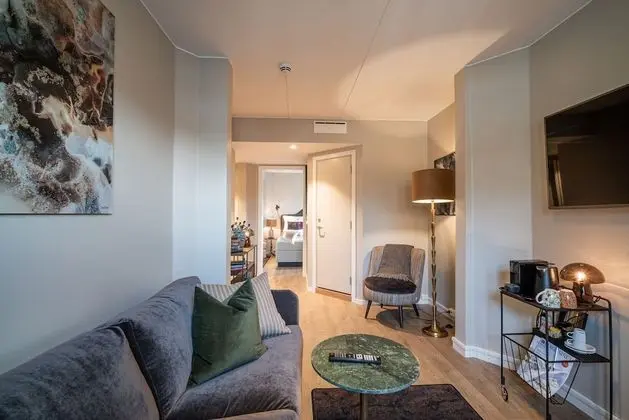 Junior Stüdyo Süit