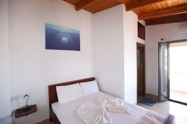 Tek Büyük Yataklı Oda, Balkon