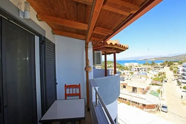 Tek Büyük Yataklı Oda, Balkon