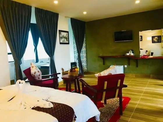Deluxe Tek Büyük Yataklı Oda, 1 En Büyük (King) Boy Yatak, Havuz Manzaralı