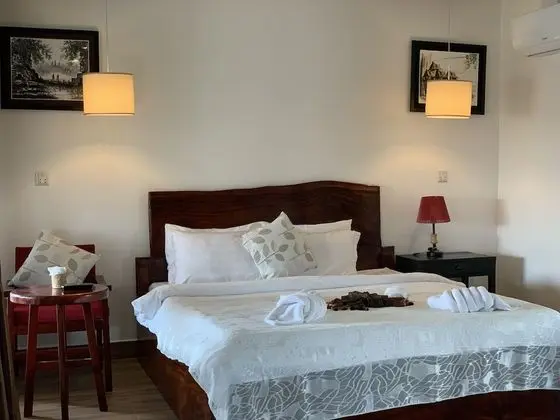 Deluxe Tek Büyük Yataklı Oda, 1 En Büyük (King) Boy Yatak, Havuz Manzaralı